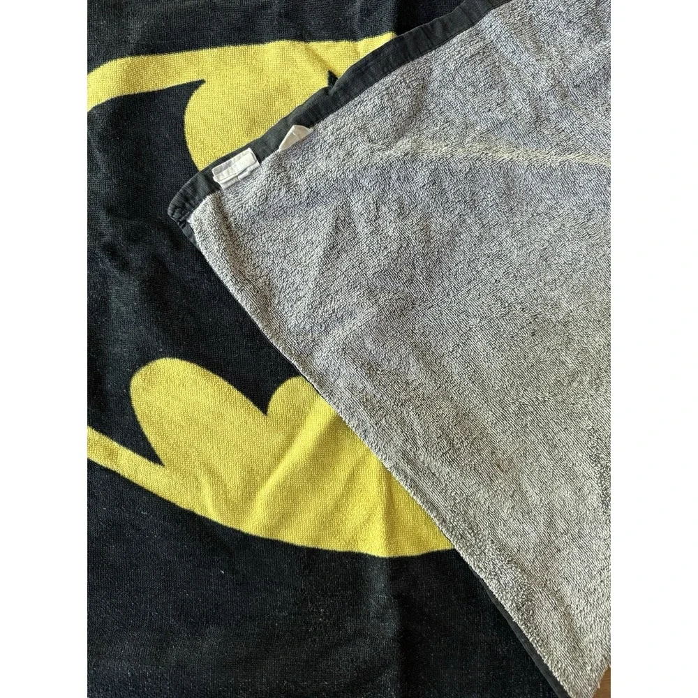LOT 2 VTG DC Comics Beach Towels Superman & Batman 52x27 Retro Justice League